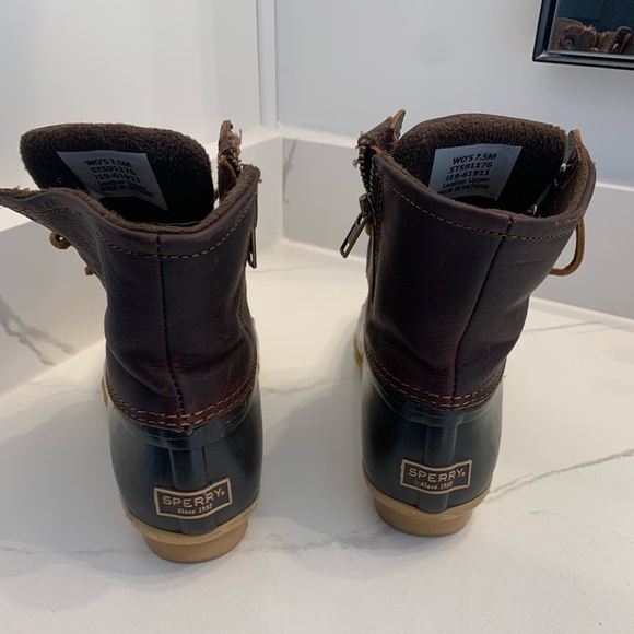 Women's Sperry Brown Saltwater Duck Boot - Picture 8 of 9